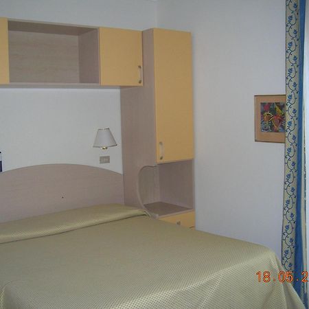 Hotel Ariella Milano Marittima Eksteriør billede