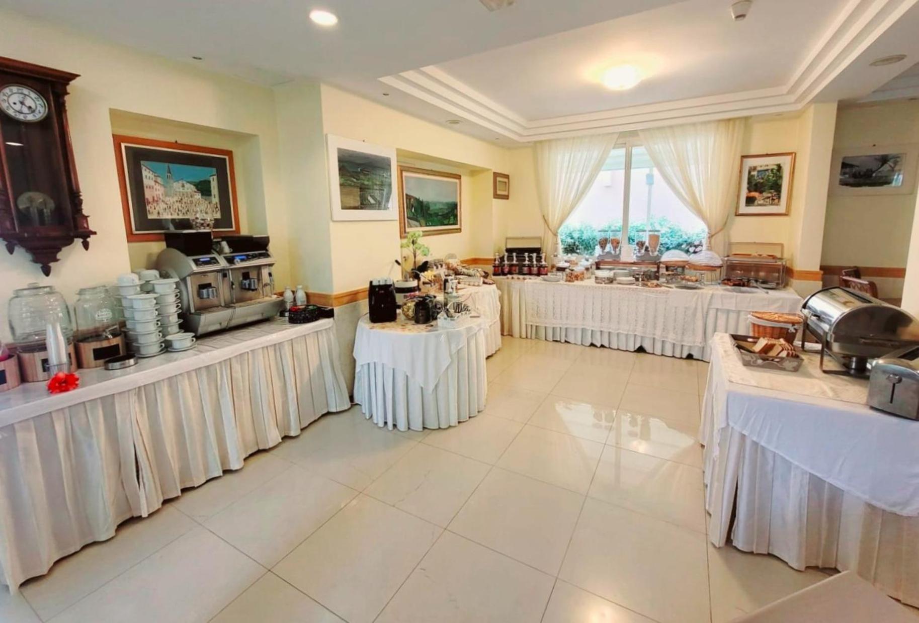 Hotel Ariella Milano Marittima Eksteriør billede