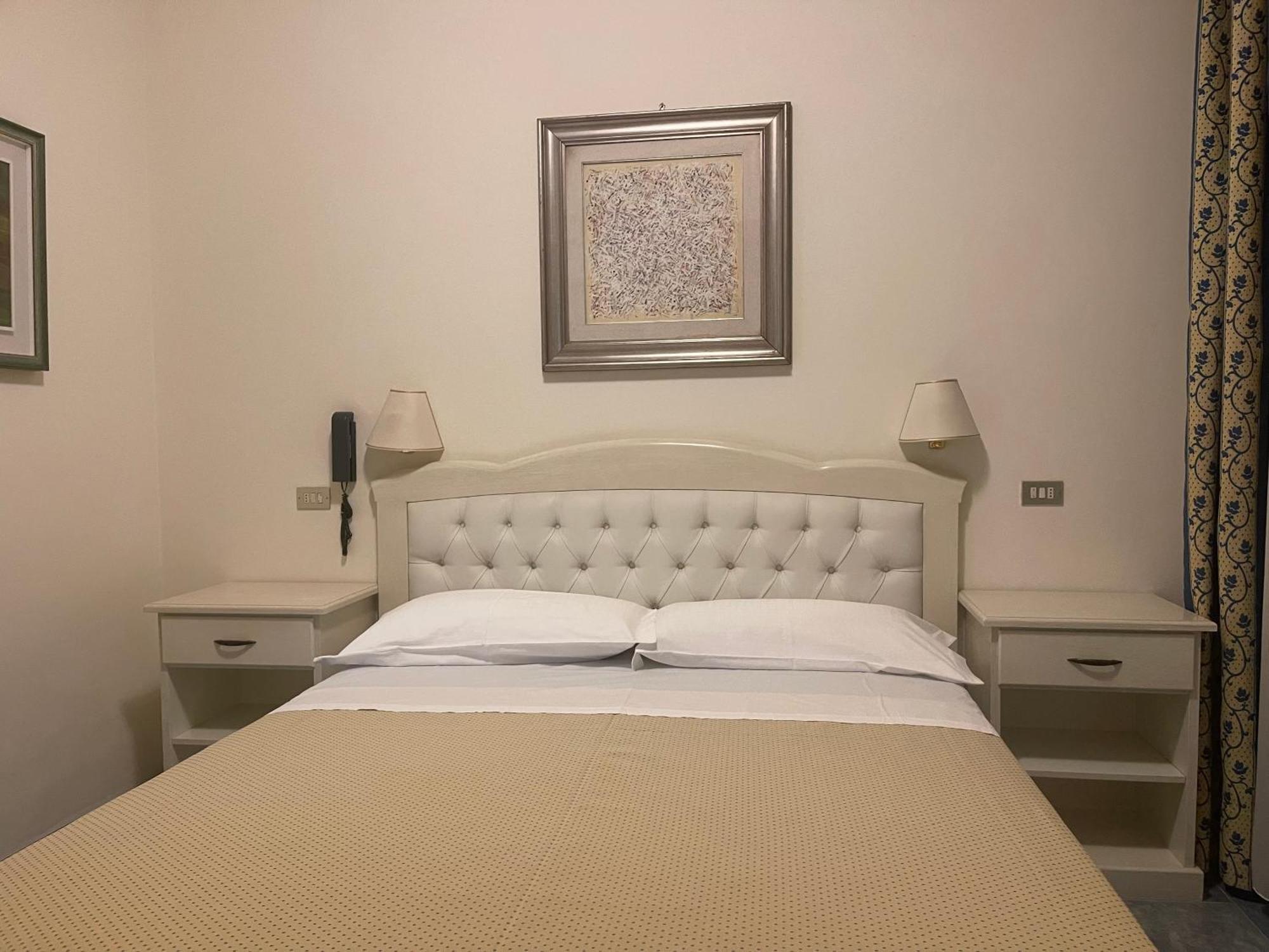 Hotel Ariella Milano Marittima Eksteriør billede