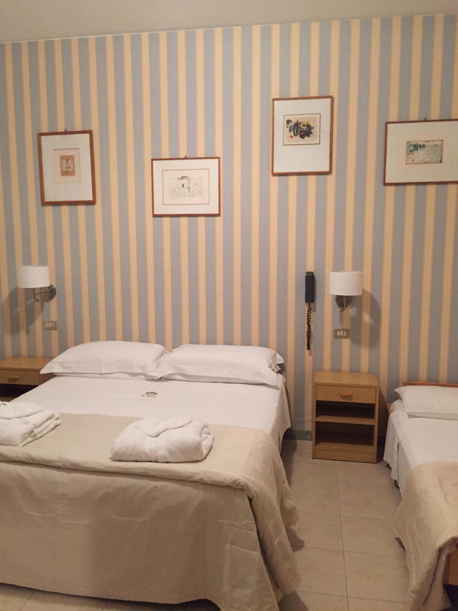 Hotel Ariella Milano Marittima Eksteriør billede