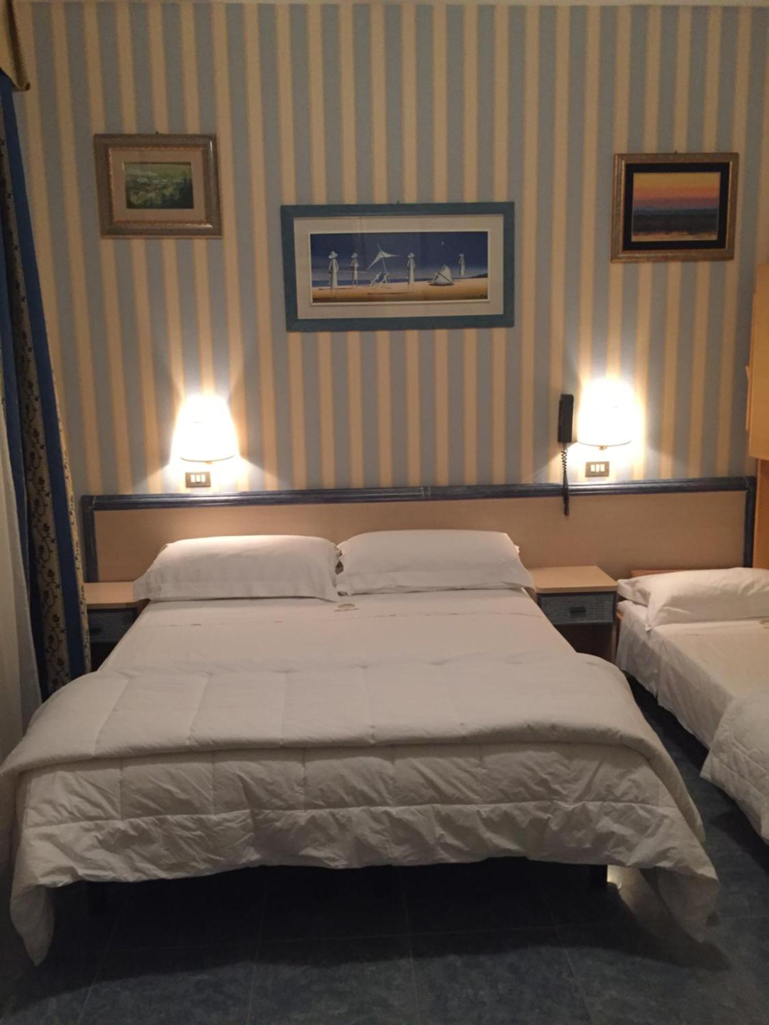 Hotel Ariella Milano Marittima Eksteriør billede