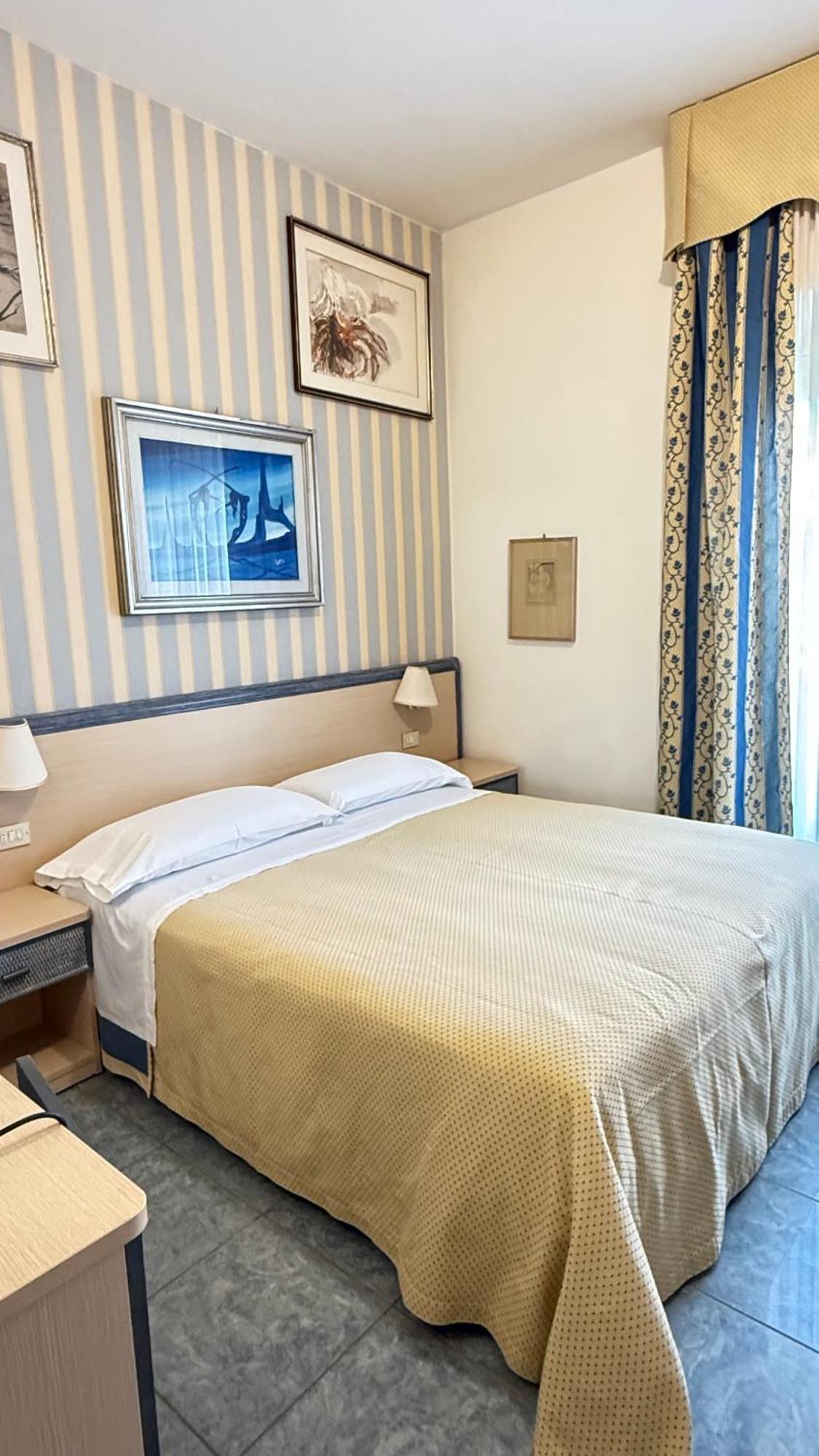 Hotel Ariella Milano Marittima Eksteriør billede