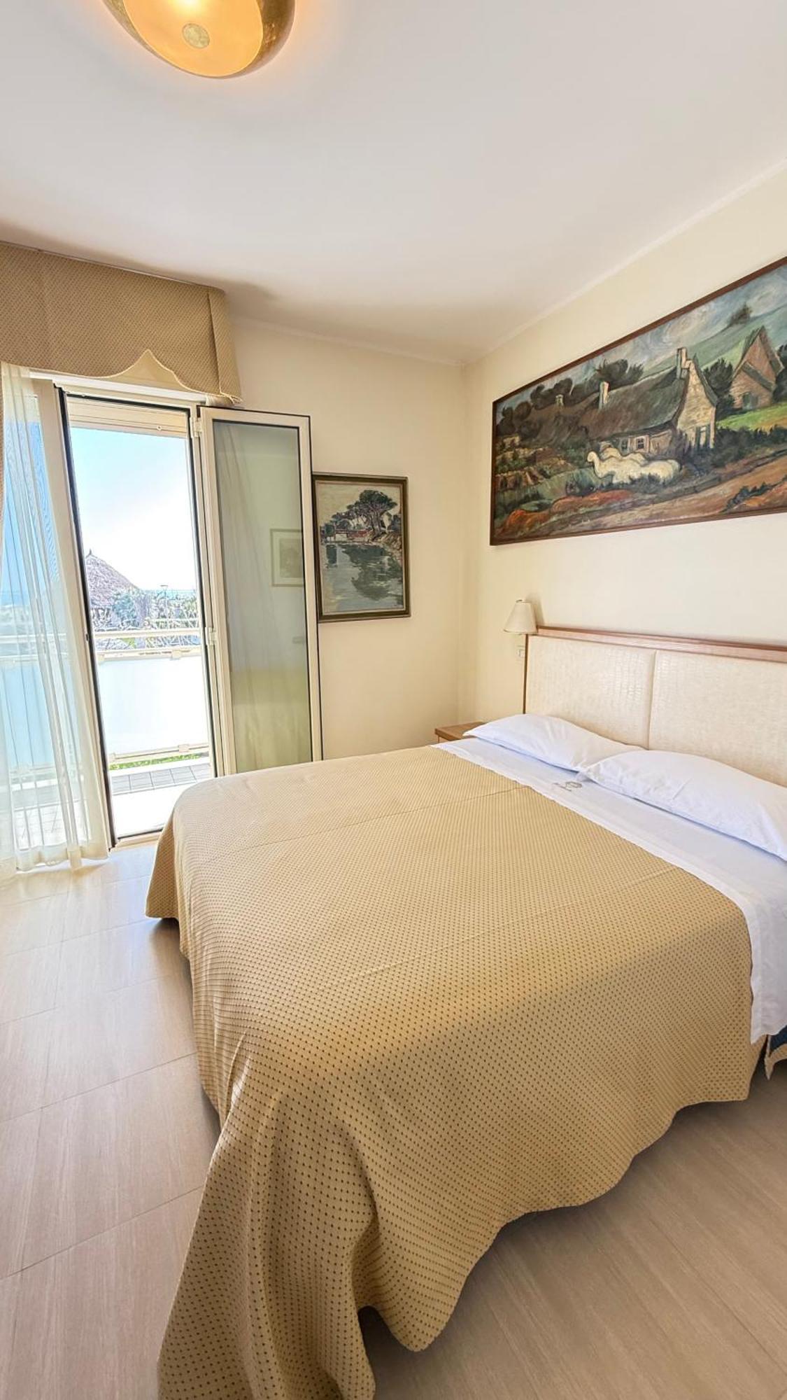 Hotel Ariella Milano Marittima Eksteriør billede