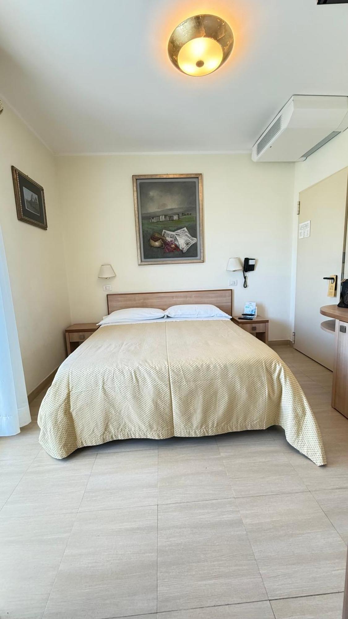 Hotel Ariella Milano Marittima Eksteriør billede