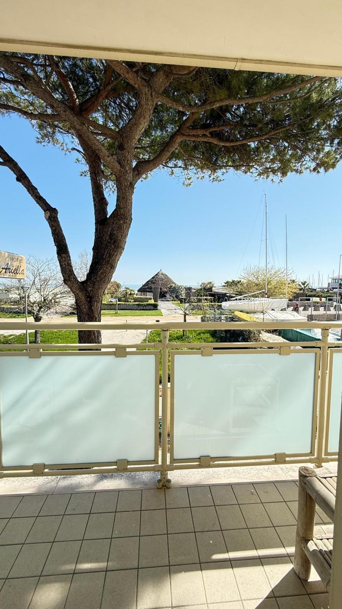 Hotel Ariella Milano Marittima Eksteriør billede